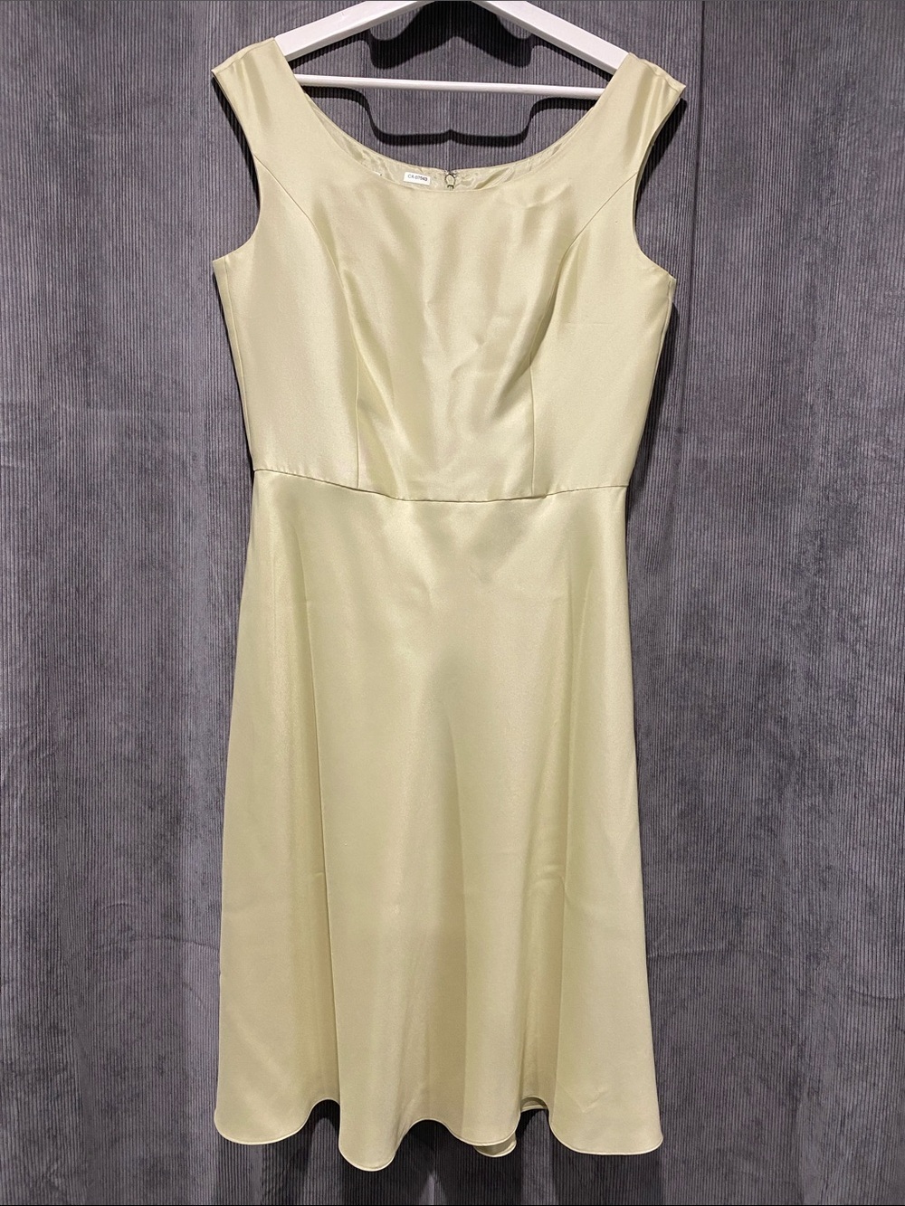 Ann Taylor 100% Silk Sleeveless Midi Dress in Pale Green Yellow